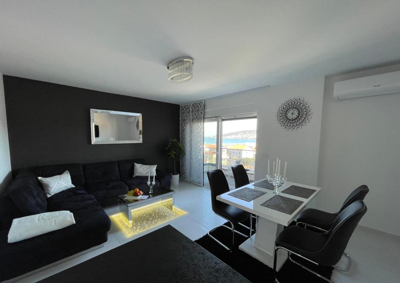 Sky garden Lägenhet Trogir Exteriör bild