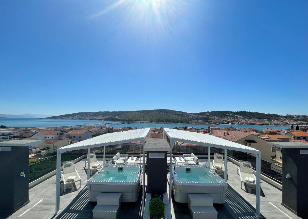 Sky garden Lägenhet Trogir Exteriör bild