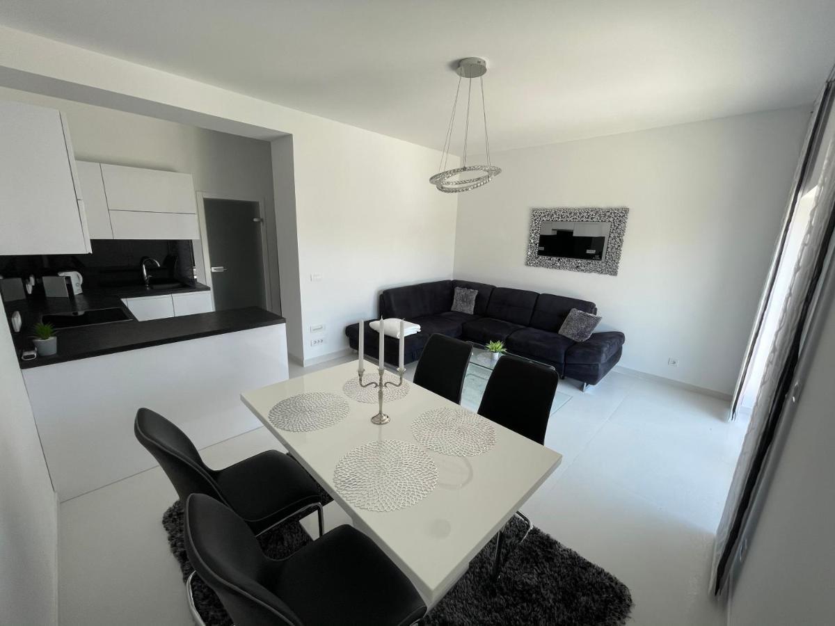 Sky garden Lägenhet Trogir Exteriör bild