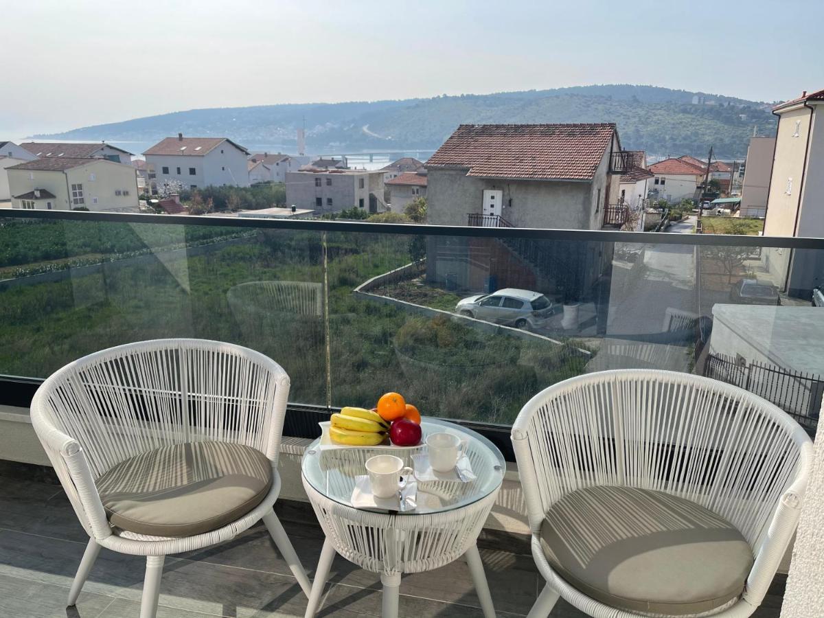 Sky garden Lägenhet Trogir Exteriör bild