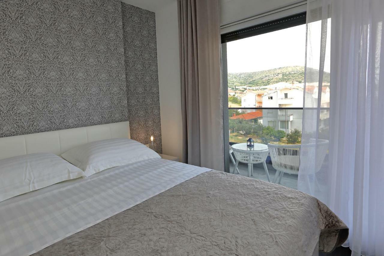 Sky garden Lägenhet Trogir Exteriör bild